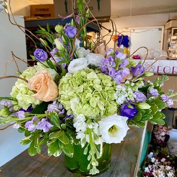 Barbara's Bloomers - Interior Design Near Me - Newburgh, Indiana Barbara's Bloomers - Interior Design Near Me - Newburgh, Indiana