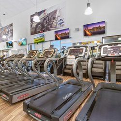 Crunch Fitness - Eastlake
