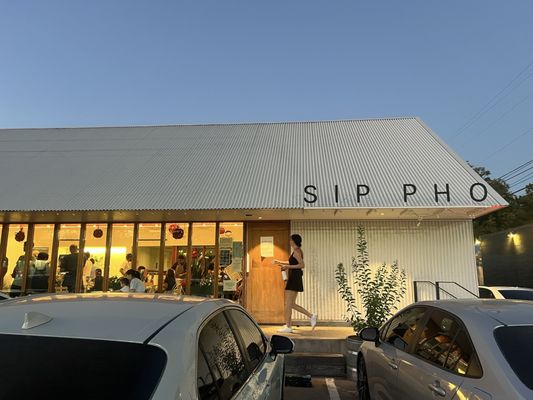 Sip Pho by null