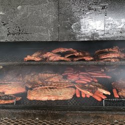 Big E's BBQ - Full grill!!!