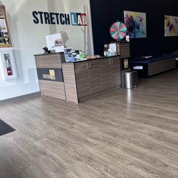 StretchLab - Front Desk - Physical Therapy Near Me - Lynnwood, Washington