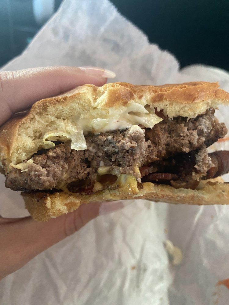 Bacon cheeseburger Yelp
