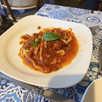 Mediterraneo - Bolognese with homemade pasta - Italian Near Me - Positano, SA