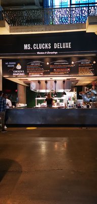 Ms. Clucks Deluxe Chicken & Dumplings by null