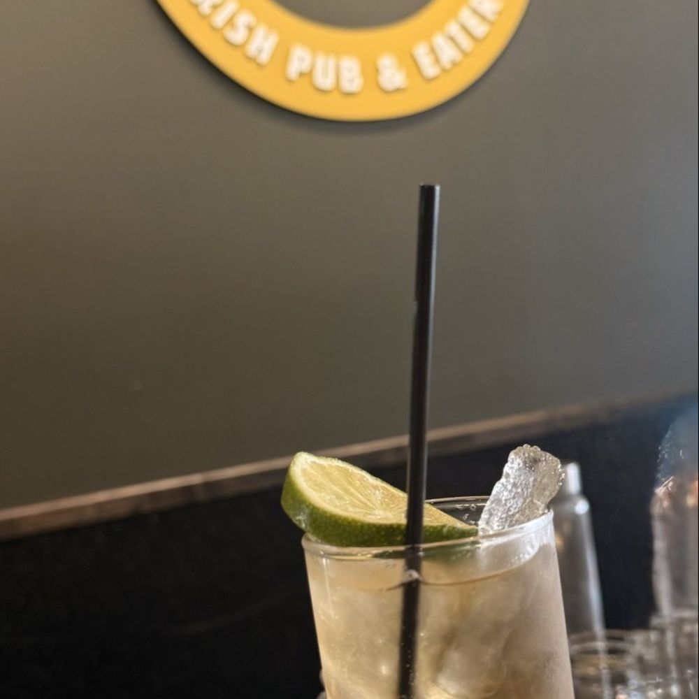 Jack and Ginger they serve it tall? Jack and Ginger they serve it tall?