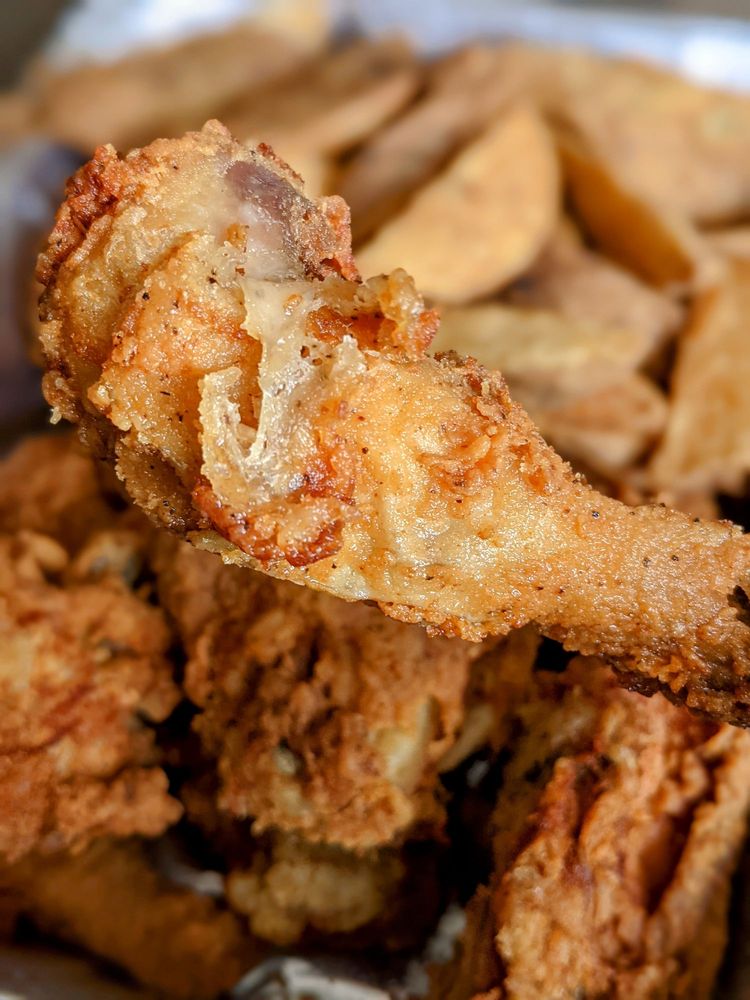 SUNSHINE FOOD STORE Updated October 2024 7206 144 Avenue NW