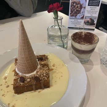 Piano Piano - Carrot Cake & Nutella Tiramisu - Italian Near Me - Toronto, Ontario