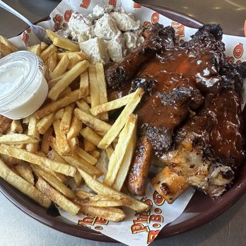 Phil's BBQ - Beef dinner - Barbeque Near Me - Temecula, California