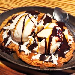 The Hornet's Nest Steakhouse - The Hornet's Nest Steakhouse