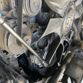 Express Mobile Service - Drive belts replacement - Trailer Repair Near Me Express Mobile Service - Drive belts replacement - Trailer Repair Near Me