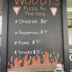 Woody’s Wood Fired Pizza