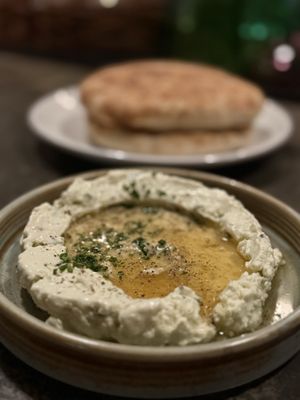 Butcher & Bee by null