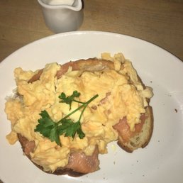 Smoked salmon and scrambled eggs on toast Smoked salmon and scrambled eggs on toast