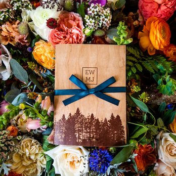 Laughin' Gal Floral - Our invitation laying on top of 5 bridesmaid bouquets + extra blooms (top right) - Wedding Planning Near Me Laughin' Gal Floral - Our invitation laying on top of 5 bridesmaid bouquets + extra blooms (top right) - Wedding Planning Near Me