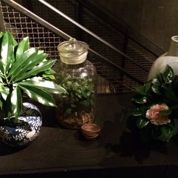 Mr Wong - attention to detail with decor - Cantonese Near Me - Sydney, NSW