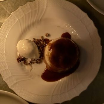 Sunny's Steakhouse - Banana Toffee Cheesecake with ice cream - Cocktail Bars Near Me - Miami, Florida