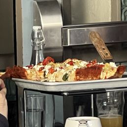 Detroit style Looks amazing !