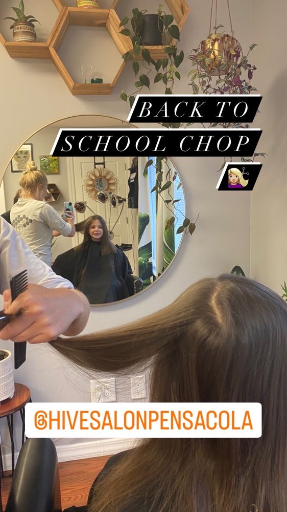 The Hive Salon Logo