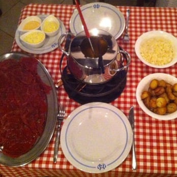 Osteria del Popolo - fondue chinoise - Italian Near Me - Massagno, TI Osteria del Popolo - fondue chinoise - Italian Near Me - Massagno, TI