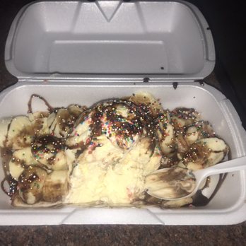 Super Churros California - My huge sundae which I only paid $5.50 for! - Desserts Near Me - San Pedro, California Super Churros California - My huge sundae which I only paid $5.50 for! - Desserts Near Me - San Pedro, California