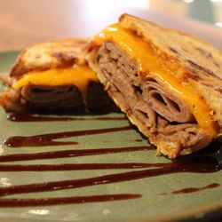 Appalachian Snail Market & Cafe - BBQ Roast Beef Sandwich