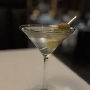 Eddie V's Prime Seafood - Slightly dirty vodka martini - Seafood Near Me - Princeton, New Jersey