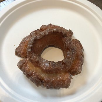 Do-Rite Donuts & Chicken - Donuts Near Me - Chicago, Illinois