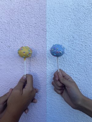 NY Cake Pops by null