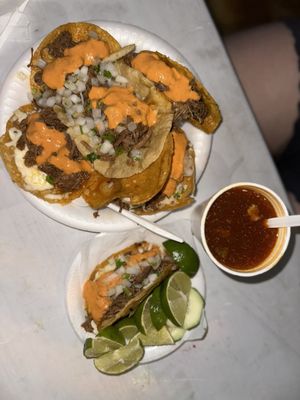 La Mamalona food truck by null