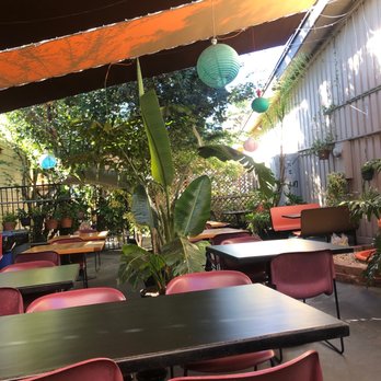 Evolution Fast Food - Outside dining - Vegetarian Near Me - San Diego, California Evolution Fast Food - Outside dining - Vegetarian Near Me - San Diego, California
