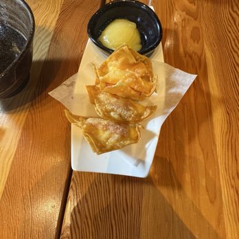 Koi Noodles - Handmade Crab Rangoon (4 pc) - Noodles Near Me - Chicago, Illinois Koi Noodles - Handmade Crab Rangoon (4 pc) - Noodles Near Me - Chicago, Illinois