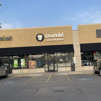 Crumbl - Brickyard - Bakeries Near Me - Chicago, Illinois