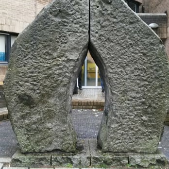 Gregory Building Statue - The statue. - Landmarks & Historical Buildings Near Me - Glasgow, GLG