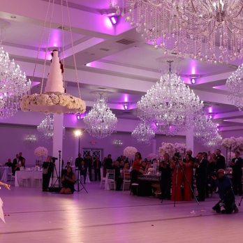 Sans Souci Ballroom - Reception- our first dance! - Venues & Event Spaces Near Me - Tomball, Texas