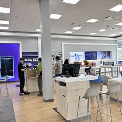 Xfinity Store by Comcast