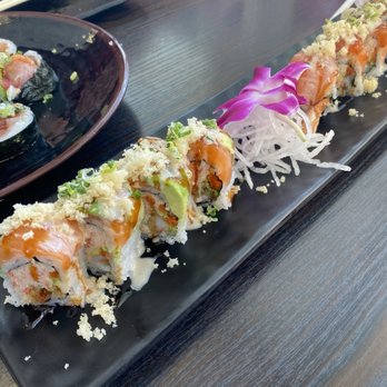 Lucky Sushi & Ramen - Salmon sensation was meh - Sushi Bars Near Me - Ventura, California Lucky Sushi & Ramen - Salmon sensation was meh - Sushi Bars Near Me - Ventura, California