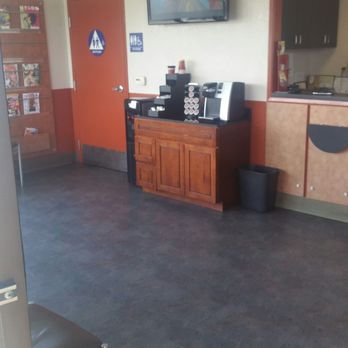 Jiffy Lube - Clean waiting area at least. - Oil Change Stations Near Me - Castro Valley, California Jiffy Lube - Clean waiting area at least. - Oil Change Stations Near Me - Castro Valley, California