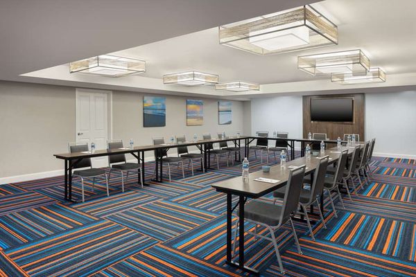 Hampton Inn & Suites Myrtle Beach/Oceanfront by null