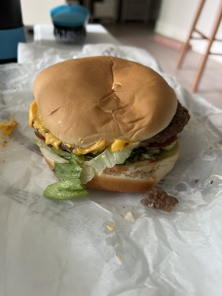 WHAT A BURGER Updated September 2024 21 Photos & 27 Reviews 804