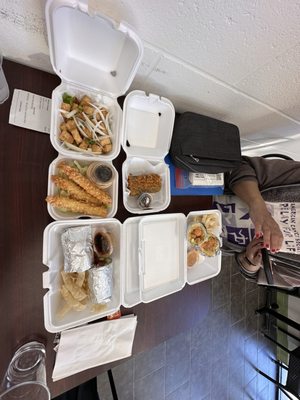 Poke & More Lomita by null
