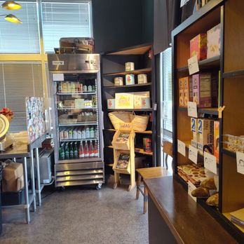 The Mouse Hole Cheese Shop - Small but tidy space - Cheese Shops Near Me - Albuquerque, New Mexico The Mouse Hole Cheese Shop - Small but tidy space - Cheese Shops Near Me - Albuquerque, New Mexico