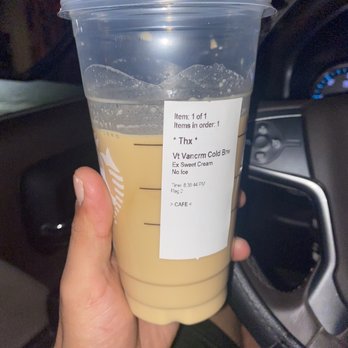 Starbucks - Coffee & Tea Near Me - Bakersfield, California