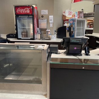 AMC White Marsh 16 - Nothing stocked and no one working - Cinema Near Me - Baltimore, Maryland AMC White Marsh 16 - Nothing stocked and no one working - Cinema Near Me - Baltimore, Maryland