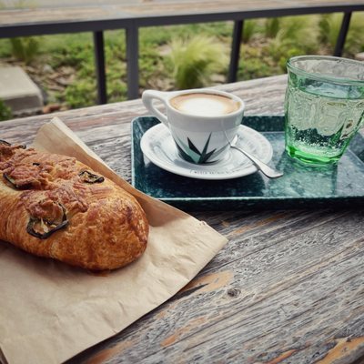 The Meteor Cafe by null