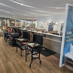 Groves TV & Appliance Centre