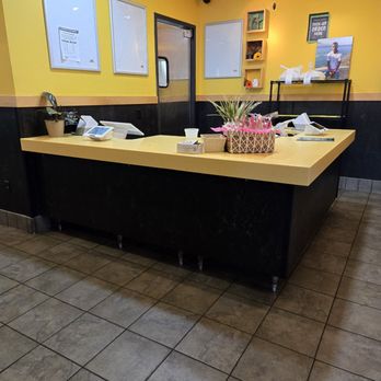 Che'yla's Southern Cuisine - Pick up counter - Soul Food Near Me - Fairfield, California Che'yla's Southern Cuisine - Pick up counter - Soul Food Near Me - Fairfield, California