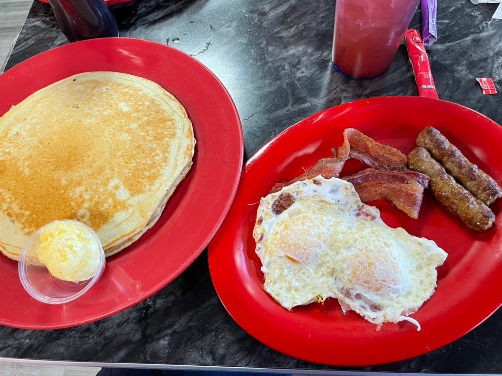 LOWRY’S FAMILY RESTURANT 11 Photos & 10 Reviews 800 W Nassau St