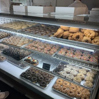 Stan's Donut Shop - Donuts Near Me - Santa Clara, California