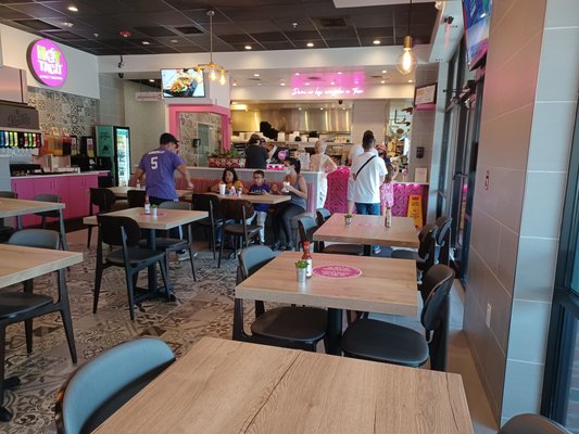 Hot Taco Street Taqueria by null