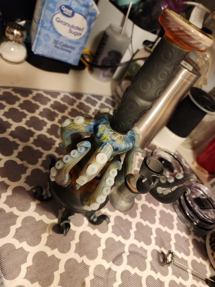 US TOBACCO AND CIGAR Updated October 2024 328 W Maple St, New Lenox